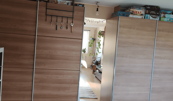 Kaal kamer met tuin en inclusief vaste lasten