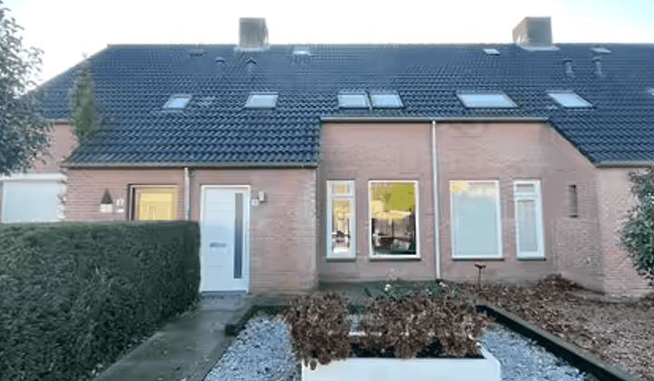 Huis · 125 m² · €1800,-