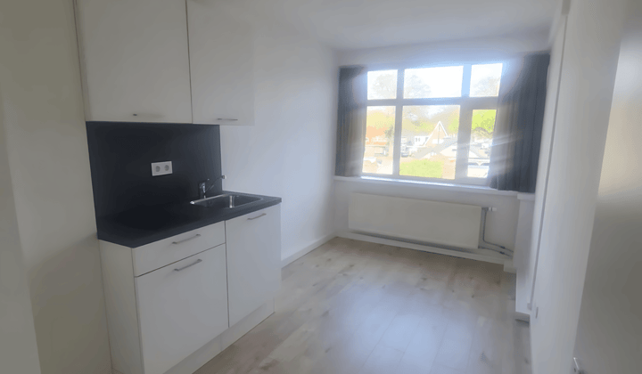 Kamer · 9 m² · €346,-