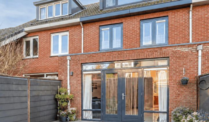 Huis · 123 m² · €3480,-