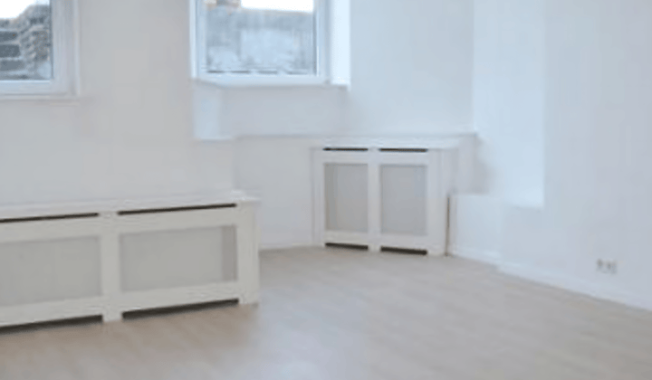 Huis · 50 m² · €1115,-