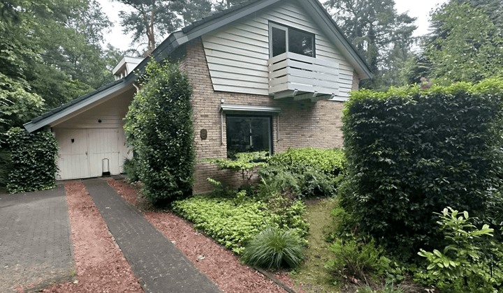 Huis · 199 m² · €1500,-