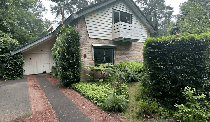Huis · 199 m² · €1500,-