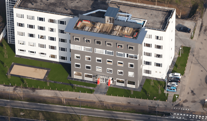Studio · 38 m² · €974,-