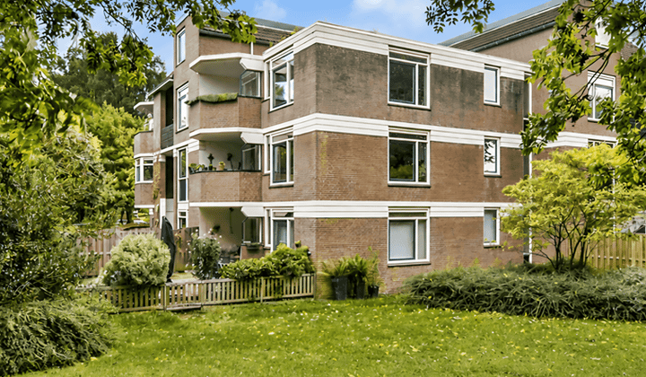 Appartement · 100 m² · €1750,-