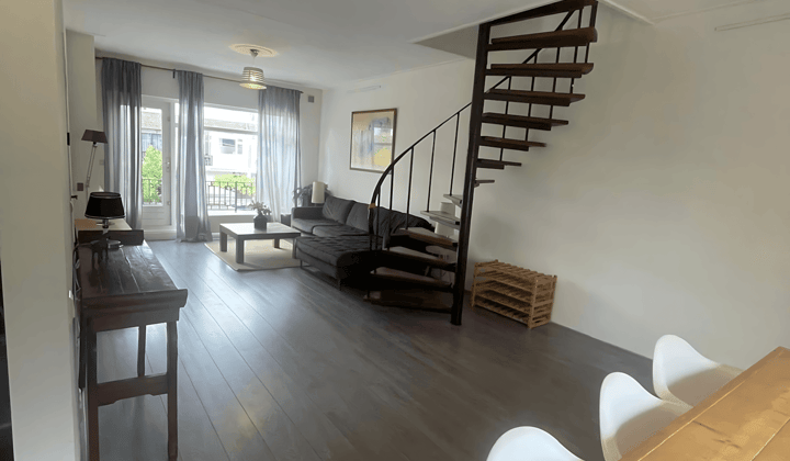 Appartement · 115 m² · €2495,-