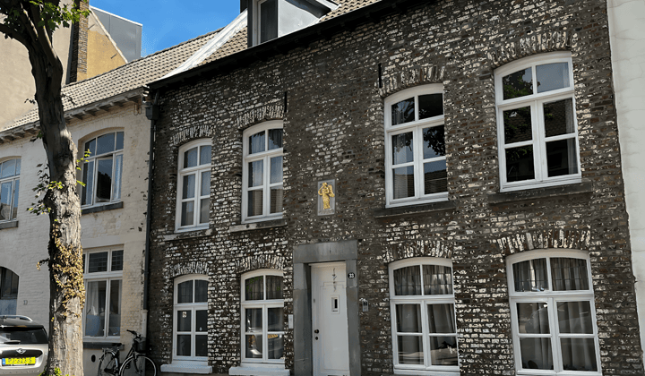 Studio · 21 m² · €770,-