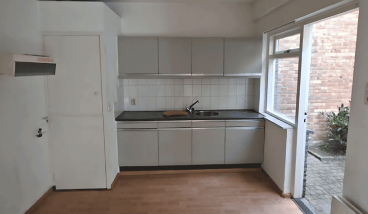 Ruime eengezinswoning met tuin en balkon