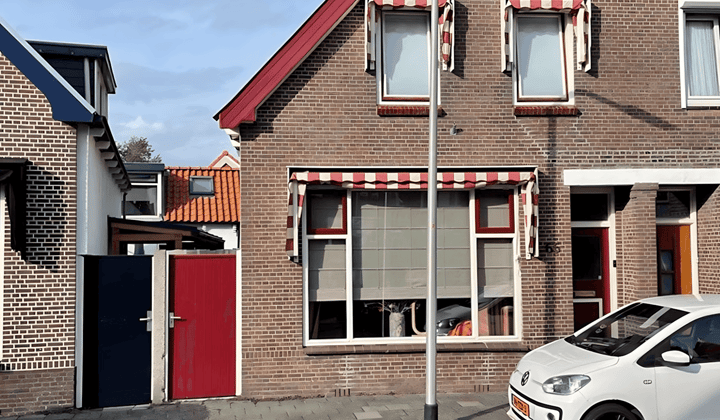 Huis · 119 m² · €2250,-
