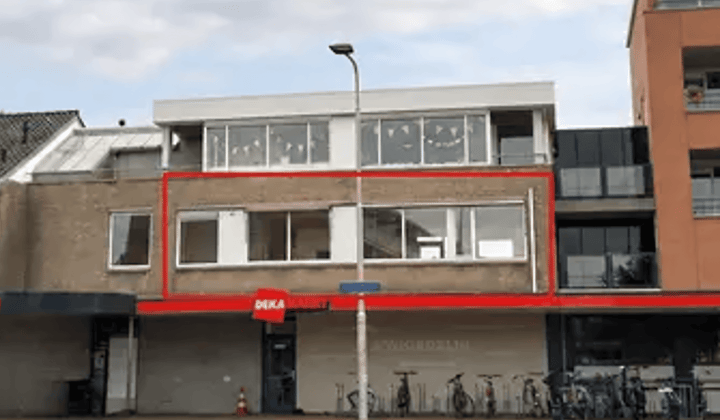 Appartement · 98 m² · €1950,-