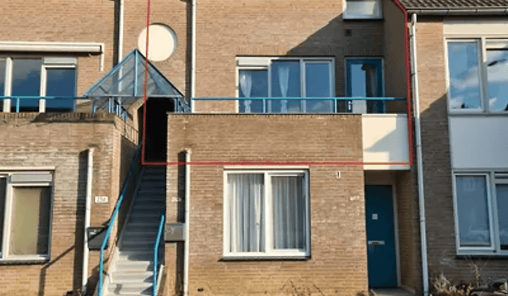 Huis · €925,-