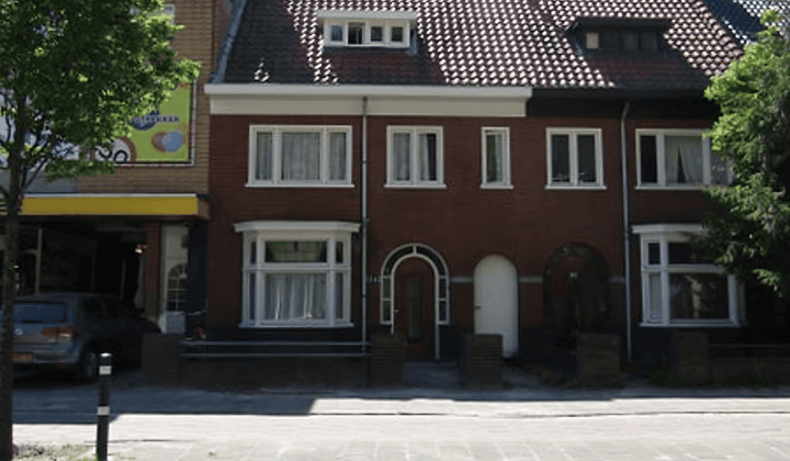 Kamer · 12 m² · €633,-