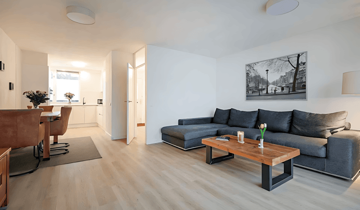 Huis · 100 m² · €4500,-