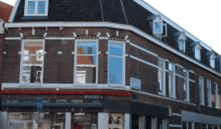 Studio · 43 m² · €1750,-