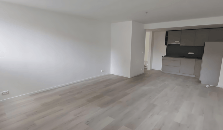 Appartement · 60 m² · €1125,-