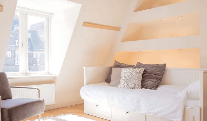 Studio · 40 m² · €1200,-