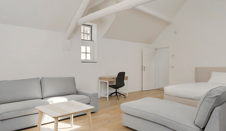 Appartement · 60 m² · €1975,-