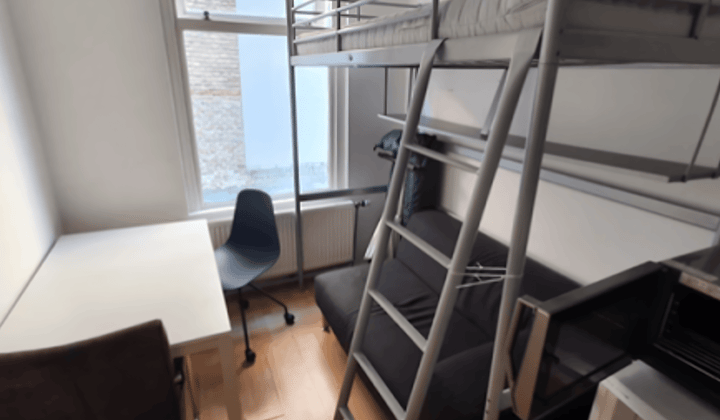 Studio · 15 m² · €315,-