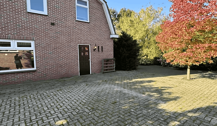 Huis · 185 m² · €1750,-