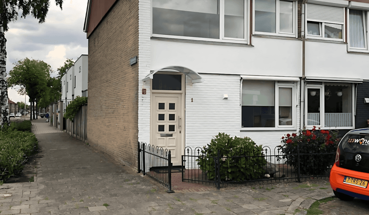 Huis · 109 m² · €1395,-