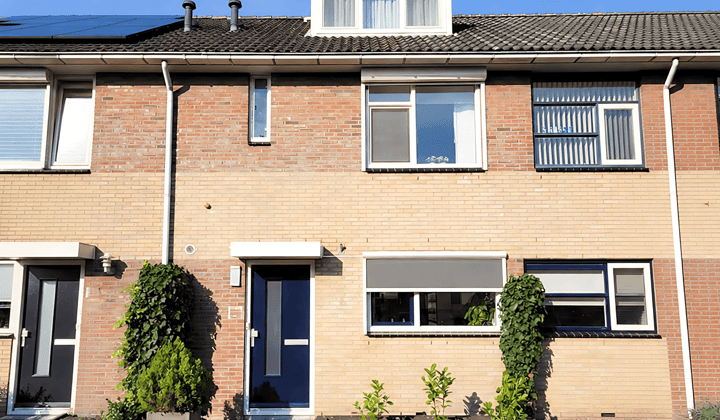 Huis · 116 m² · €2300,-