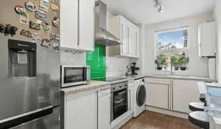 Appartement · €600,-