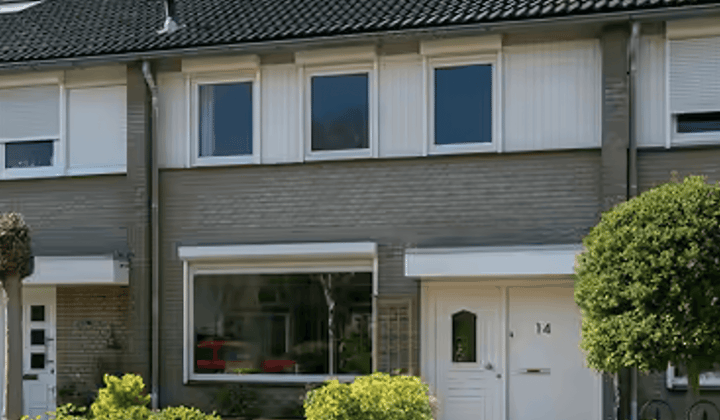 Huis · 121 m² · €2695,-