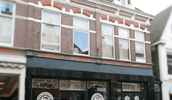 Kamer · €400,-