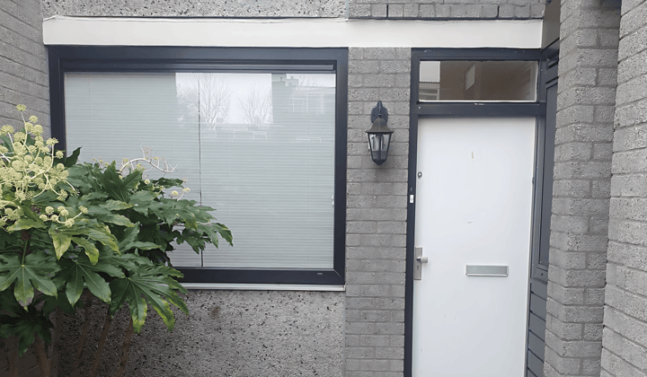 Huis · €1460,-