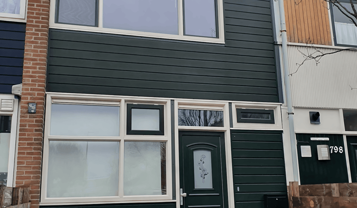 Huis · €1375,-