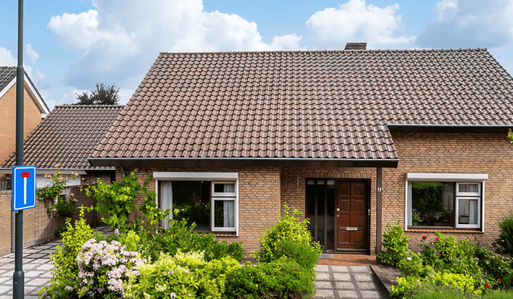 Huis · 142 m² · €2500,-