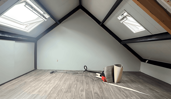 Kamer · 15 m² · €300,-