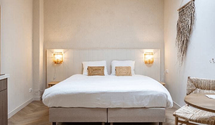Kamer · €3054,-