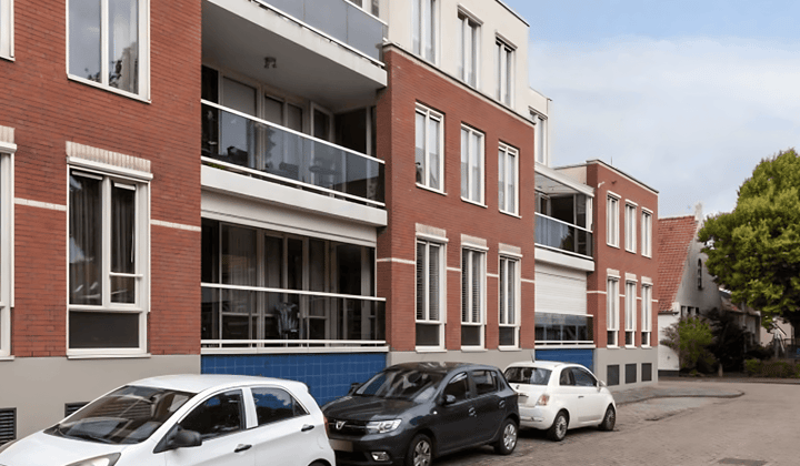 Appartement · 109 m² · €1550,-