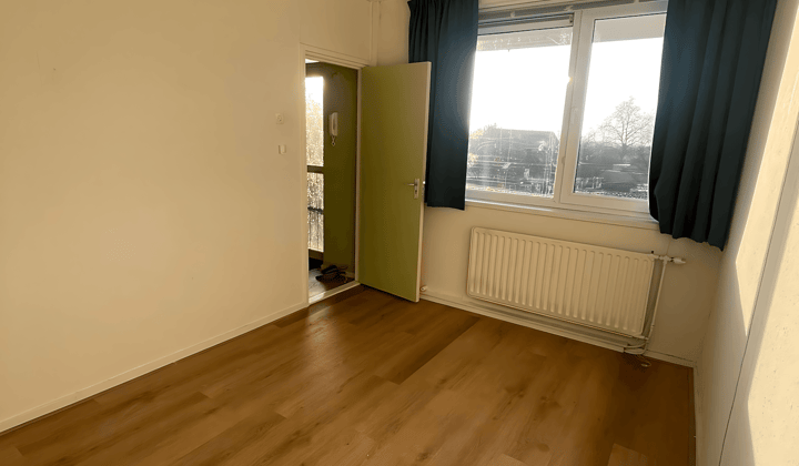 Gemeubileerde Kamer met Balkon en Wasmachine
