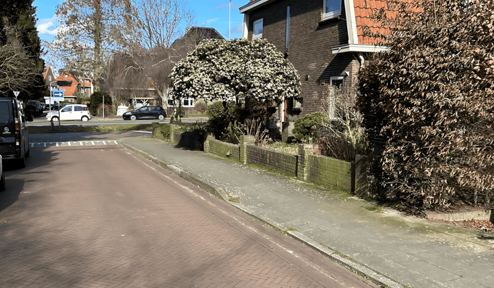 Gestoffeerde kamer met gedeelde voorzieningen in het centrum