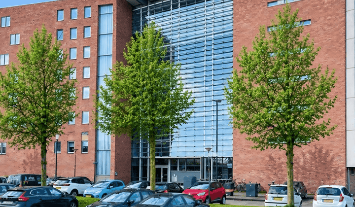 Appartement · 77 m² · €1375,-