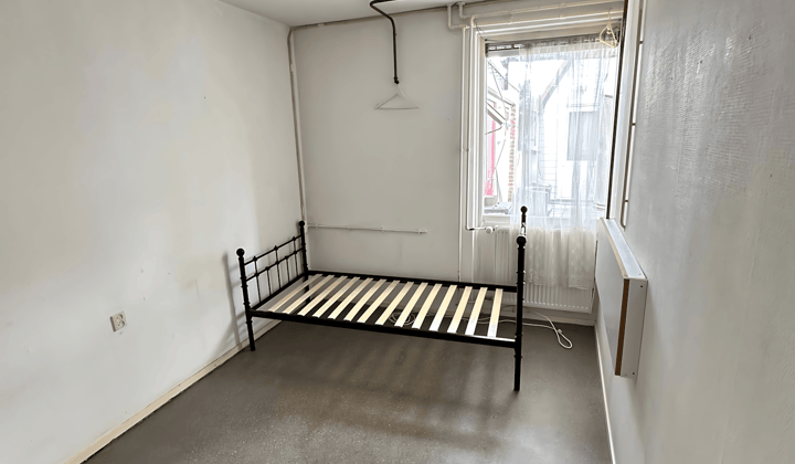 Kamer · 11 m² · €799,-