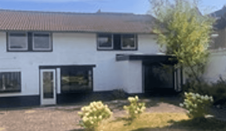 Huis · 146 m² · €1575,-