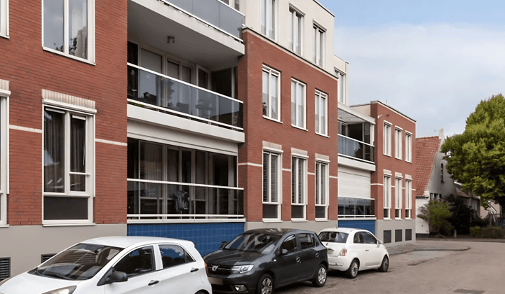 Appartement · 109 m² · €1550,-