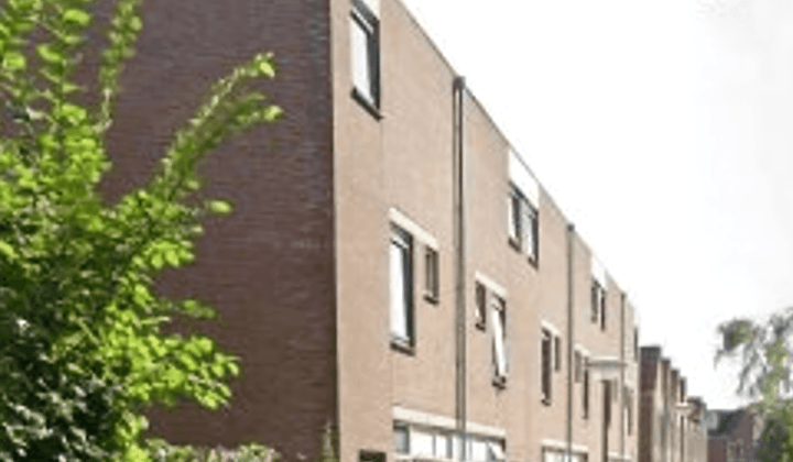 Huis · 106 m² · €1412,-