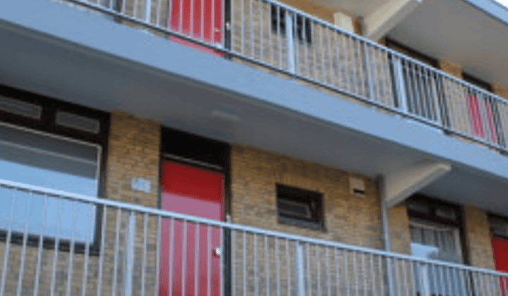 2-kamer appartement met luxe keuken en eigen parkeerplaats