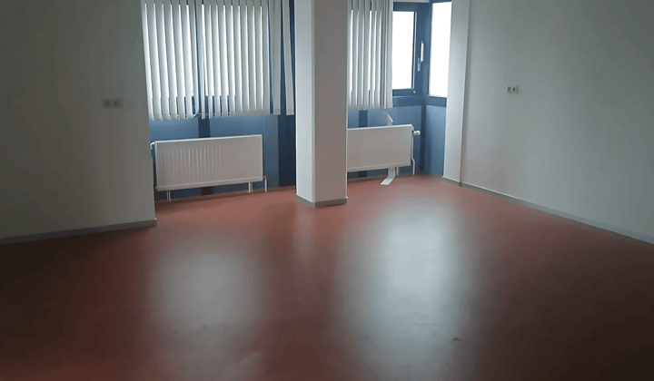 Kantoorruimte 35 m² met parkeergelegenheid