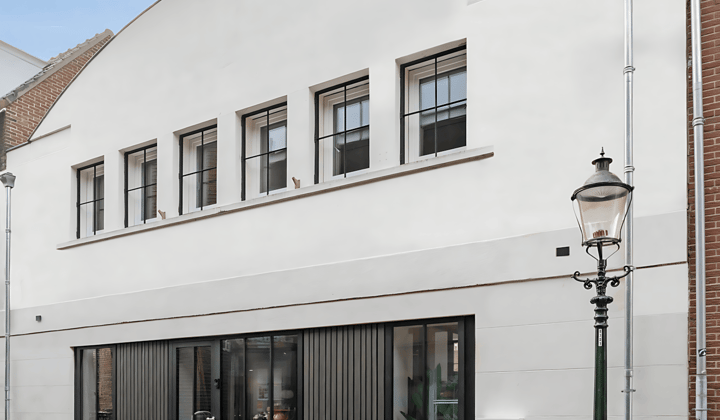 Gemeubileerd appartement met balkon en 2 slaapkamers