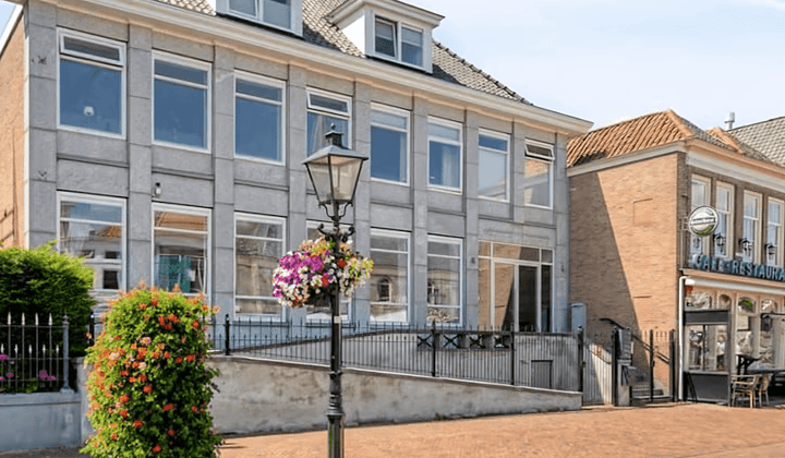 Appartement · 120 m² · €2250,-