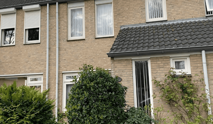 Huis · 116 m² · €2150,-