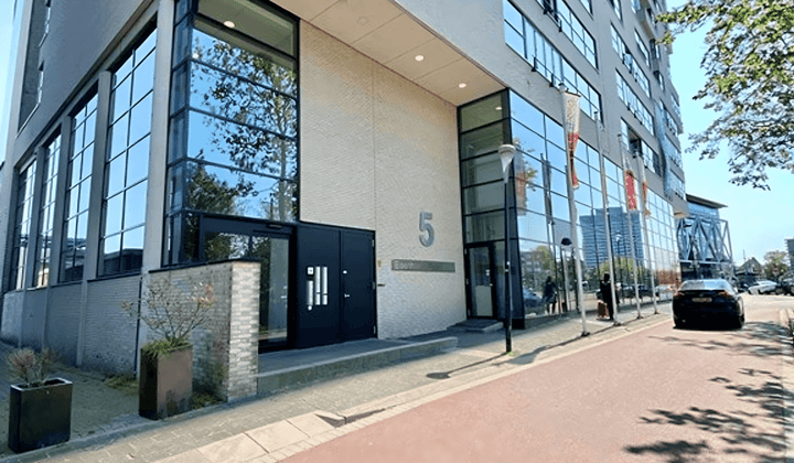 Appartement · 88 m² · €1333,-