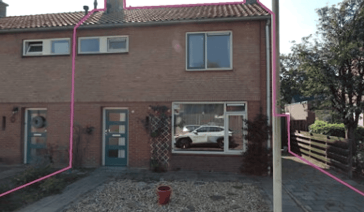 Huis · 100 m² · €713,-