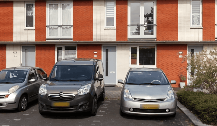 Huis · 89 m² · €2450,-