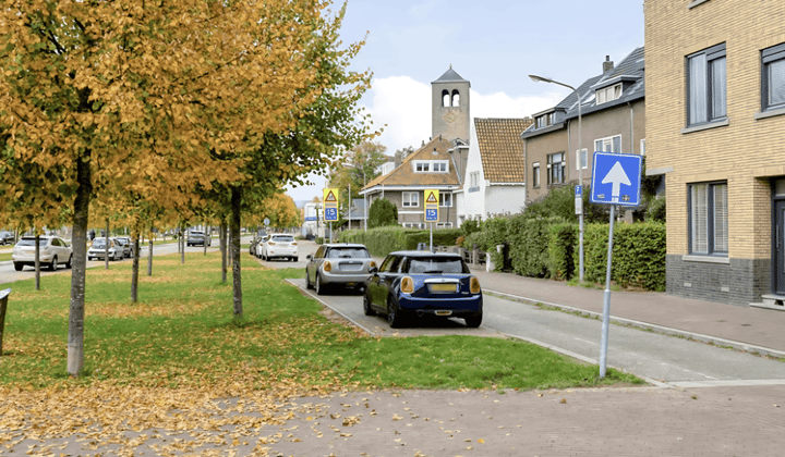 Huis · 175 m² · €3195,-